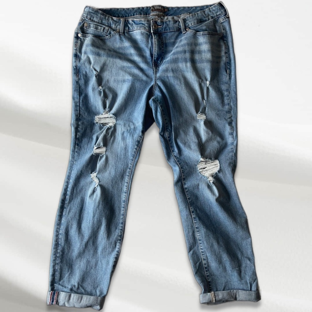 Torrid Boyfriend Straight Distressed Jeans